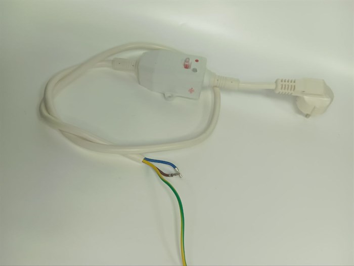 Кабель питания с УЗО 140см для водонагревателя 10A 230V Б/у 14048 - фото 18031